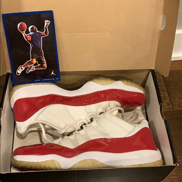 Air Jordan 11 XI Cherry 2001 White Varsity Red 12 - Picture 4 of 8